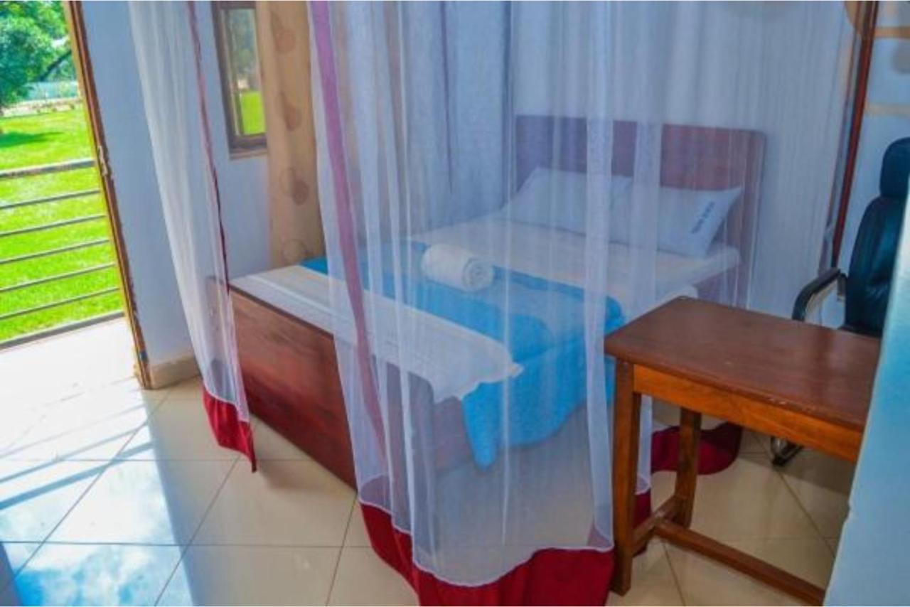 Bilkon Hotel Jinja Exteriér fotografie